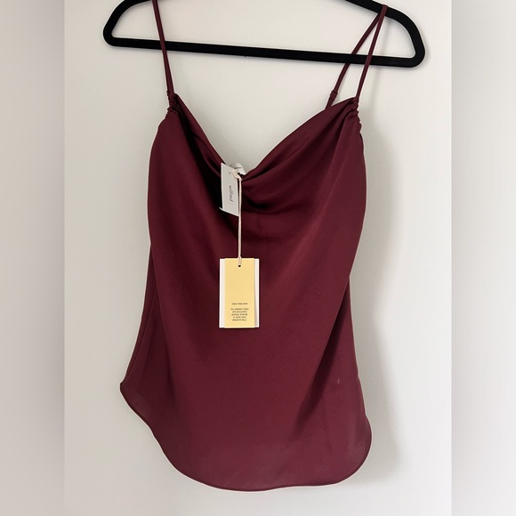 NEW ARTIZIA Tanks Bundle - Picture 3 of 9